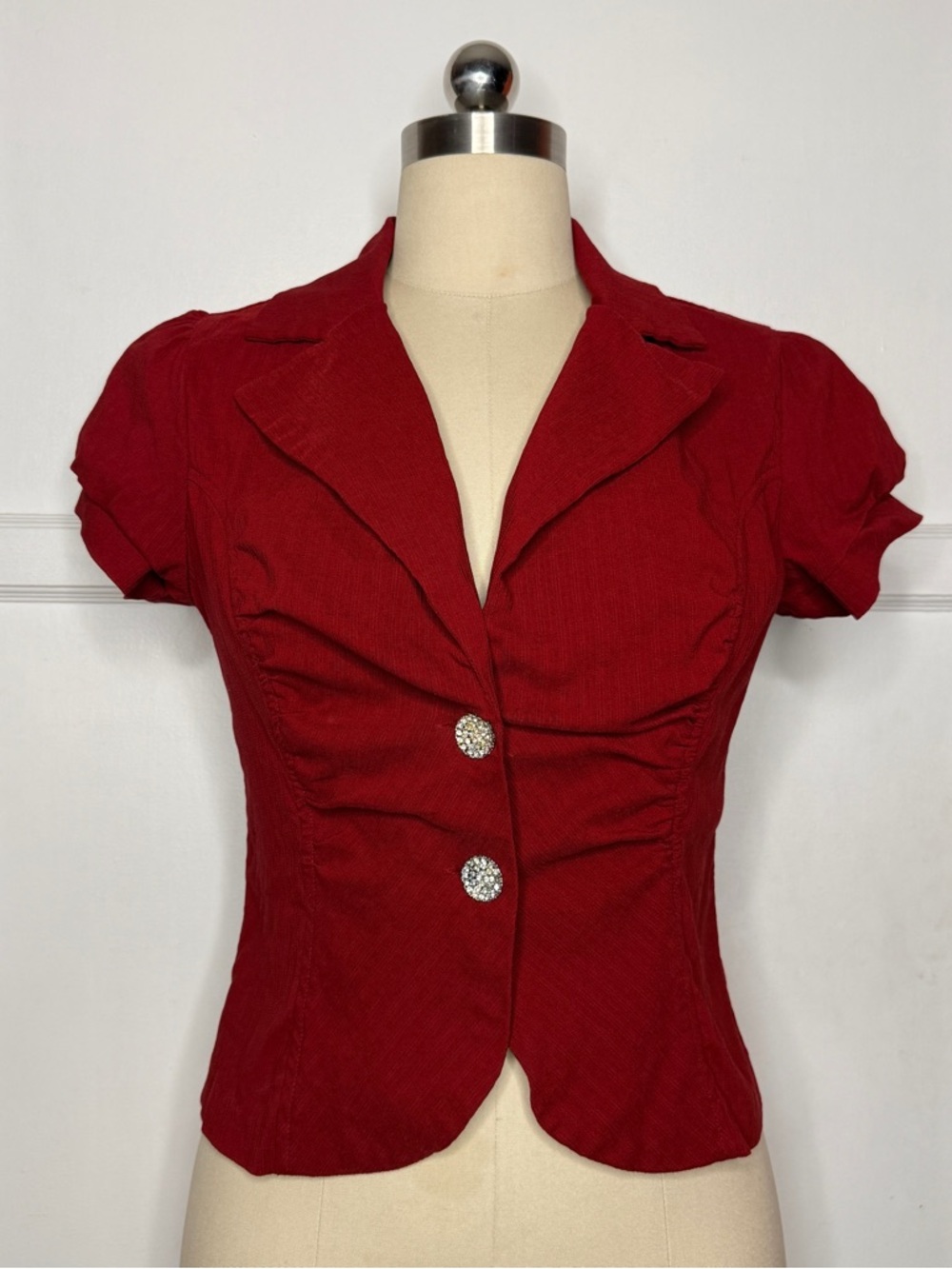 Red puff sleeve jacket